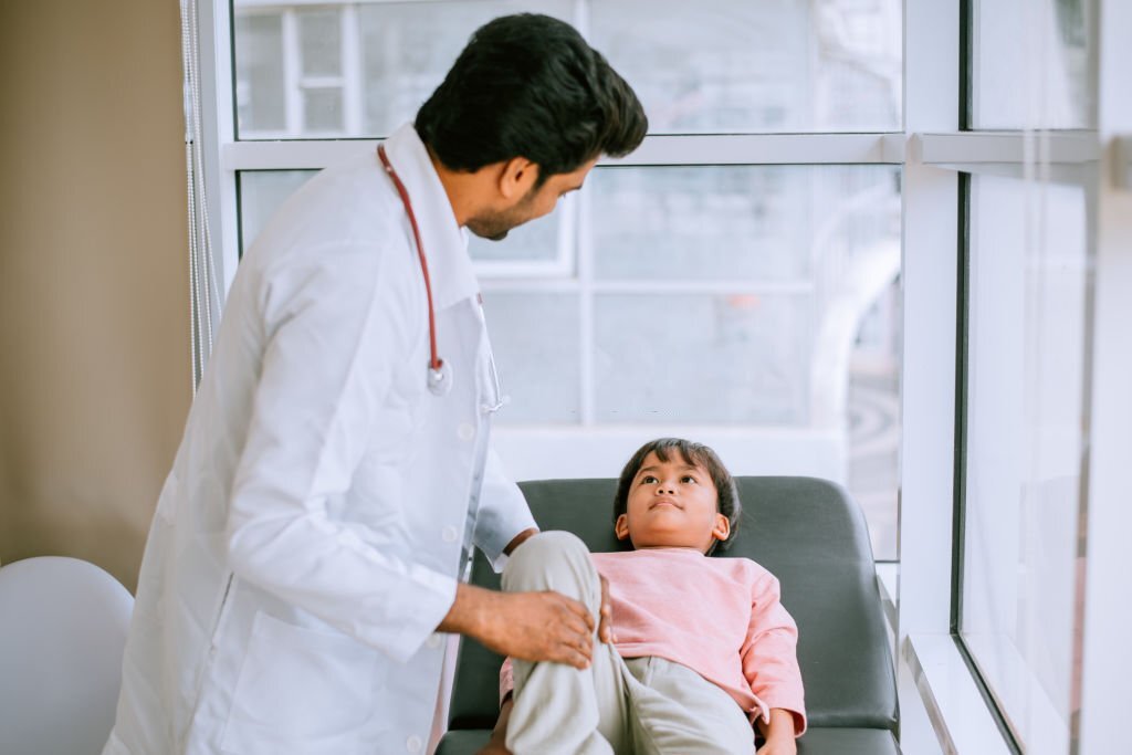 Physiotherapist Care at Home in Dhaka
